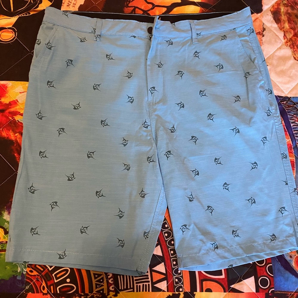 NWT men’s shorts, size 38